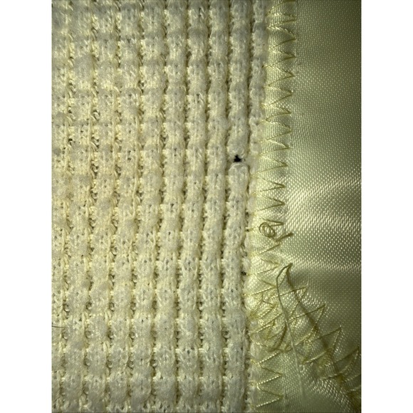 Vintage Butter Yellow Waffle Weave Acrylic Baby Blanket Nylon Trim Baby Morgan? - Picture 4 of 4